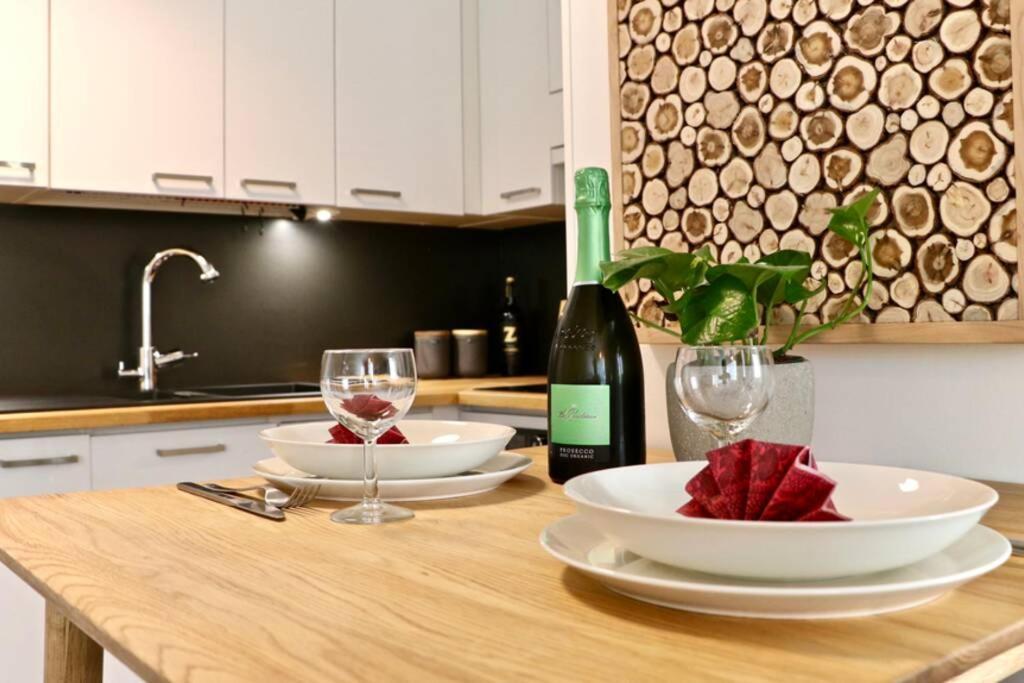 Appartement ✭huippuvarusteltu Luksuskoti, Sauna, Ilmainen Pysaekoeinti✭ *