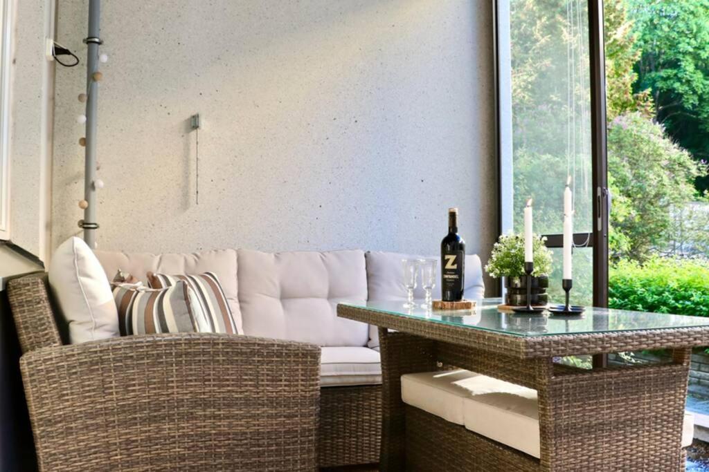 ✭huippuvarusteltu Luksuskoti, Sauna, Ilmainen Pysaekoeinti✭ * Tampere