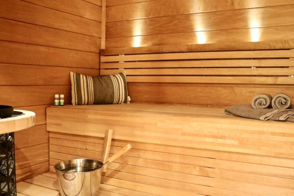 ✭huippuvarusteltu Luksuskoti, Sauna, Ilmainen Pysaekoeinti✭ Appartement Tampere